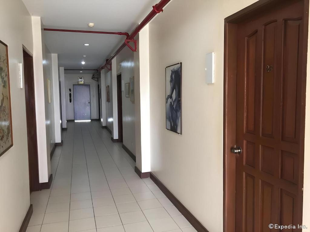 אילוילו El Haciendero Private Hotel מראה חיצוני תמונה