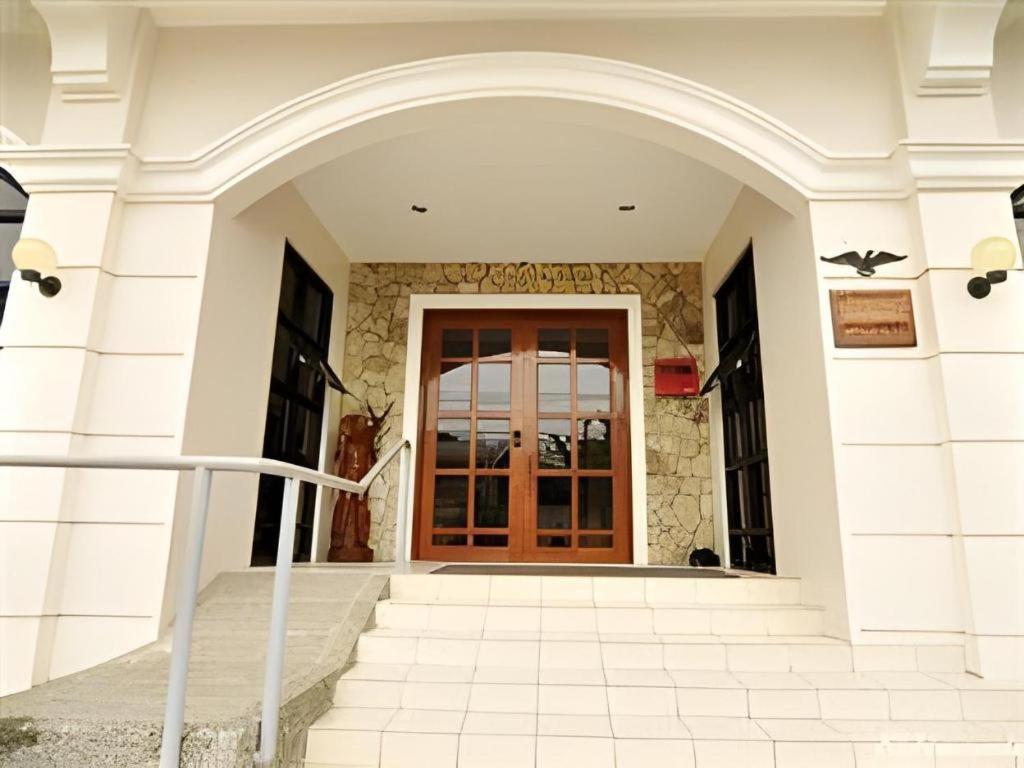 אילוילו El Haciendero Private Hotel מראה חיצוני תמונה