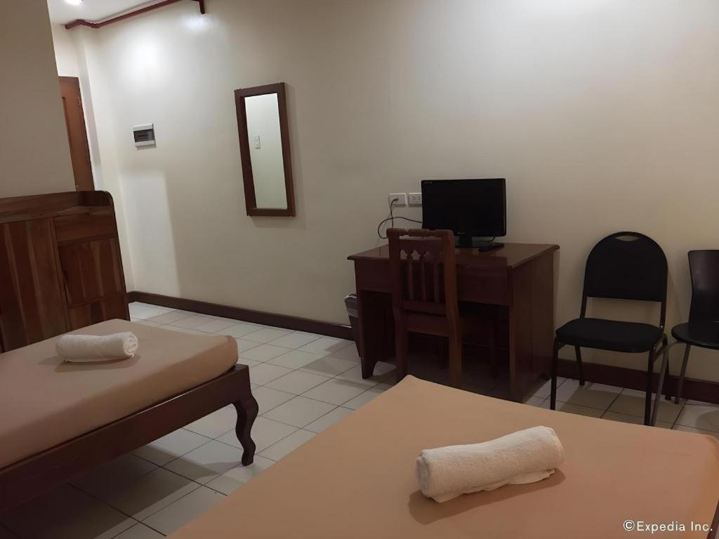 אילוילו El Haciendero Private Hotel מראה חיצוני תמונה