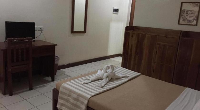 אילוילו El Haciendero Private Hotel מראה חיצוני תמונה