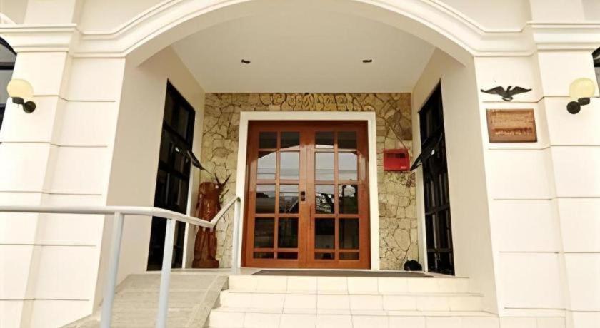 אילוילו El Haciendero Private Hotel מראה חיצוני תמונה