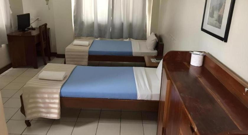 אילוילו El Haciendero Private Hotel מראה חיצוני תמונה