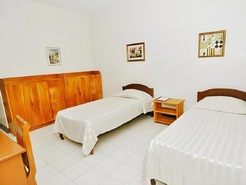 אילוילו El Haciendero Private Hotel מראה חיצוני תמונה