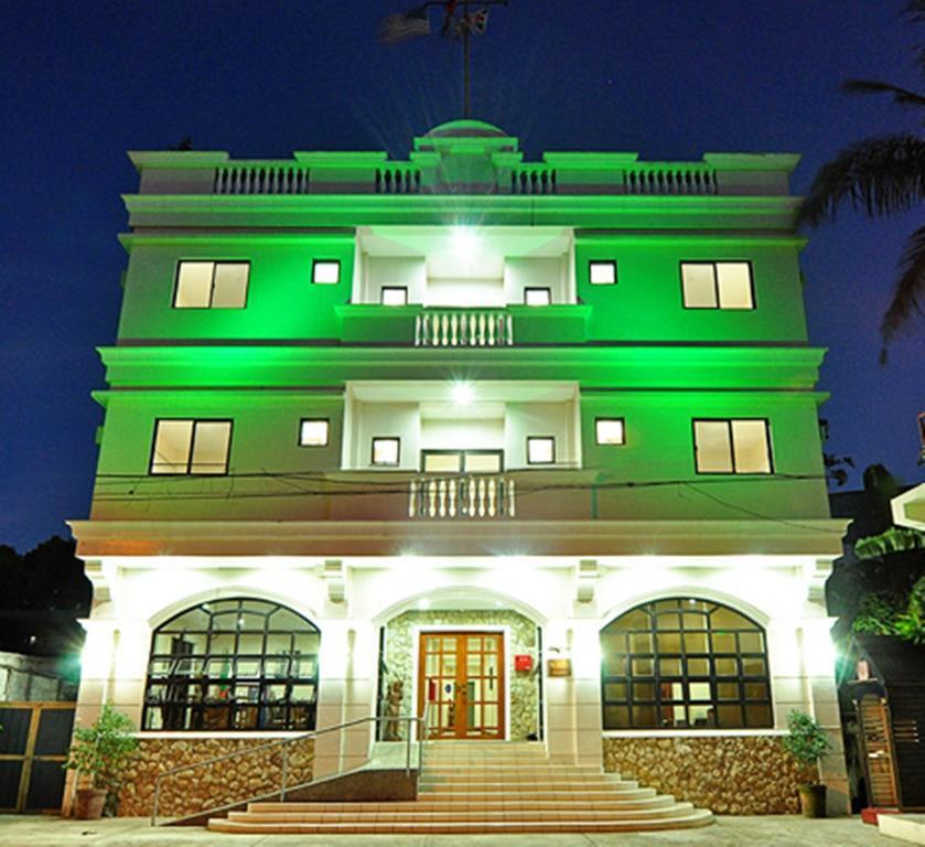 אילוילו El Haciendero Private Hotel מראה חיצוני תמונה